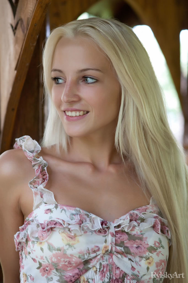 Мила, 24 года, 4 размер груди